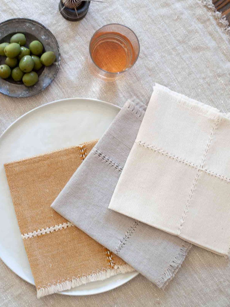 Honey Cloth Dinner Napkin Set 6: additional image