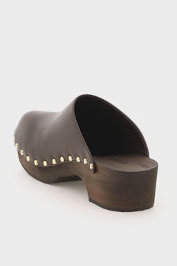 Khaite Lucca Leather Clogs: additional image
