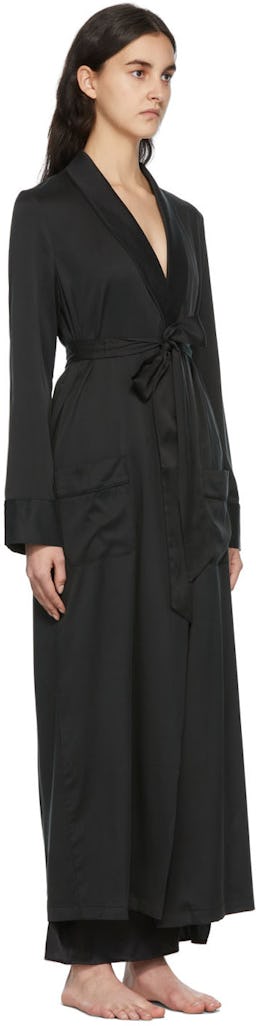 Black Silk Sleep Robe: additional image