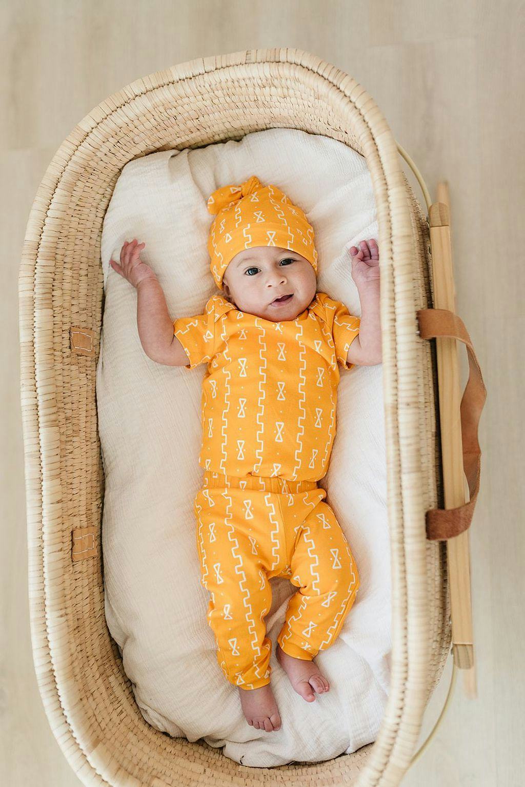 Berbere Bògò Top Knot Hat: image 1