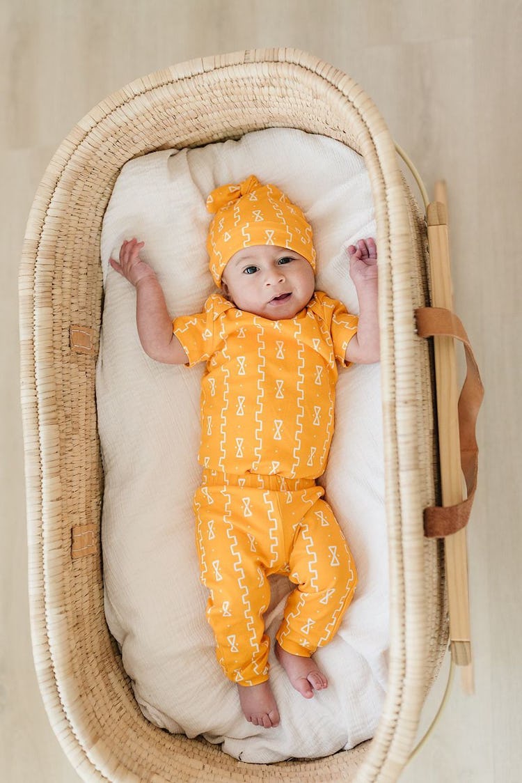 Berbere Bògò Top Knot Hat: image 1