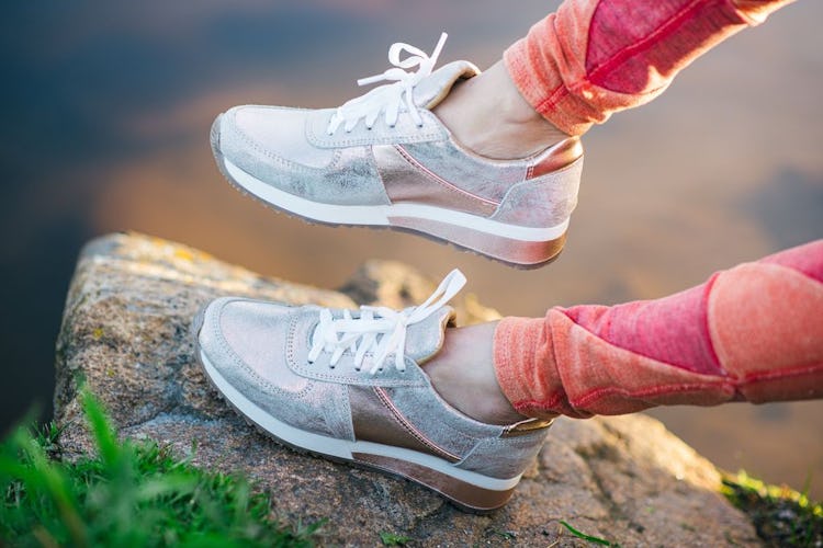 Holly Fashion Sneakers: Rose Gold White: additional image