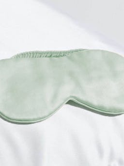 Eucalyptus Silk Tencel Sleep Mask: additional image