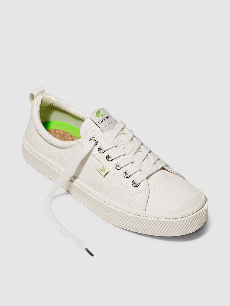 OCA Low Off-White Canvas Sneaker Women: additional image