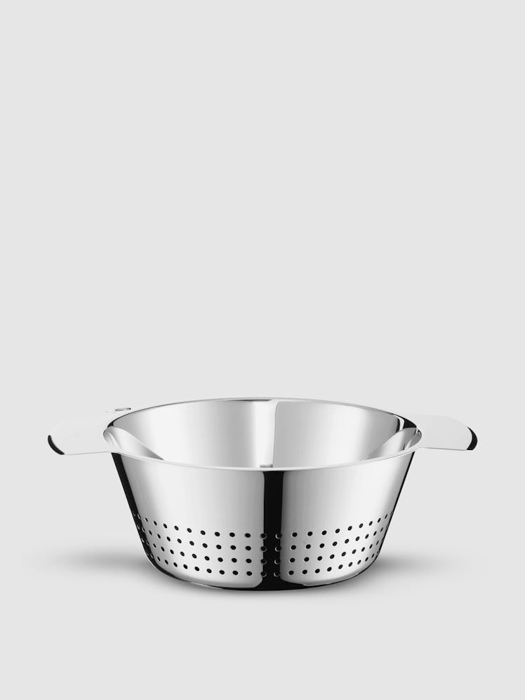 Conical Colander, 9.5": image 1