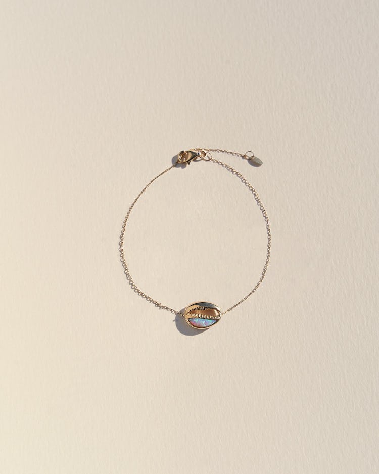 Ebonee Cowrie Bracelet: image 1