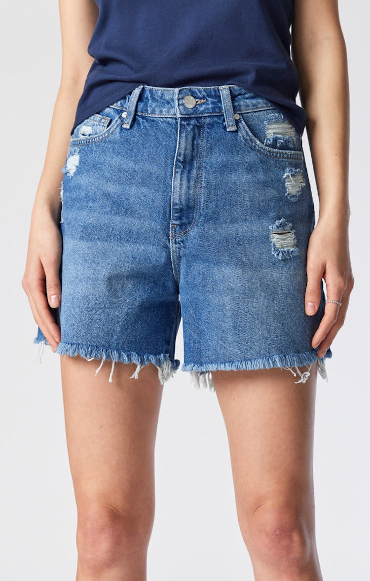 MILLIE RELAXED SHORTS IN DARK BLUE DENIM: additional image