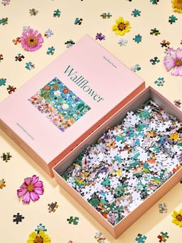 Wallflower 1500 Piece Puzzle: additional image