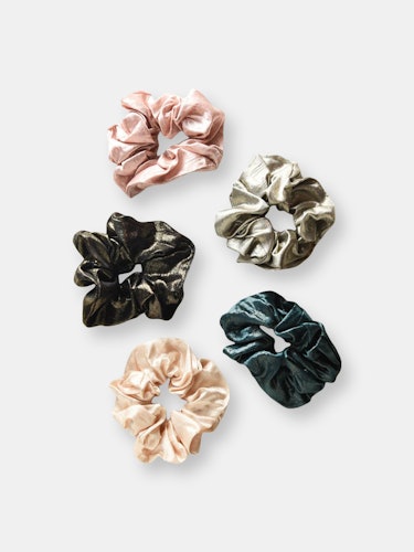 Shimmer Scrunchie: additional image