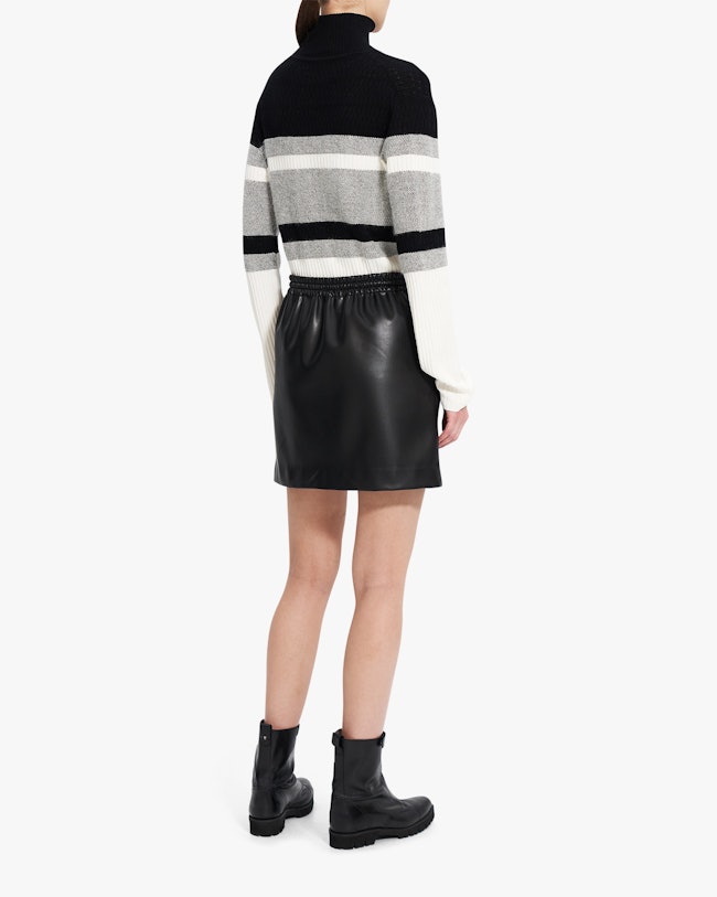 Faux Leather Mini Skirt: additional image