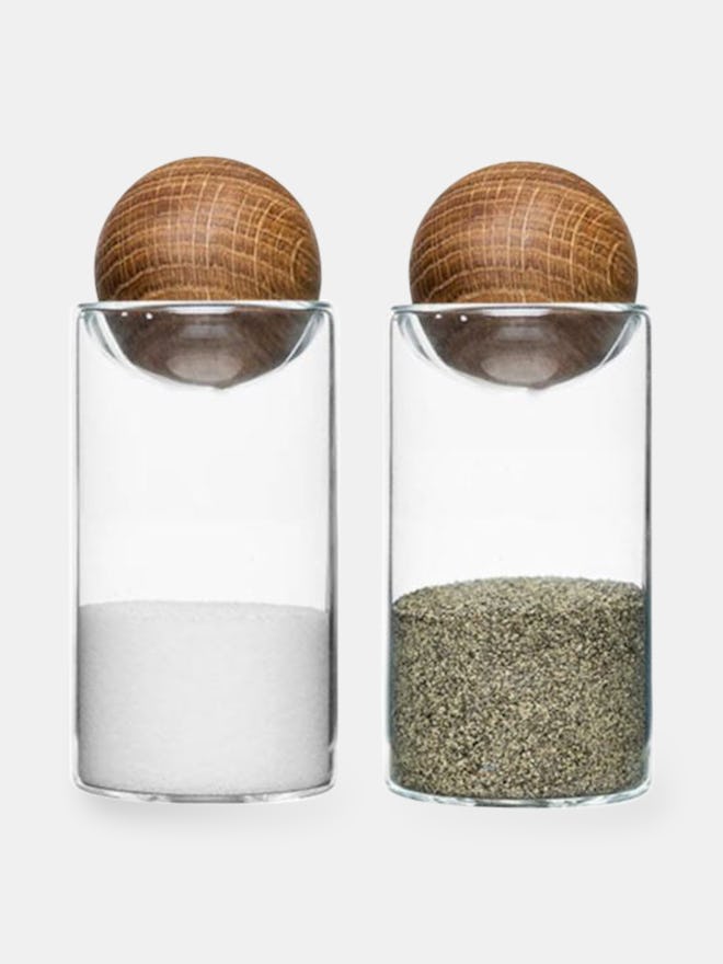 Nature Salt & Pepper Shakers: image 1