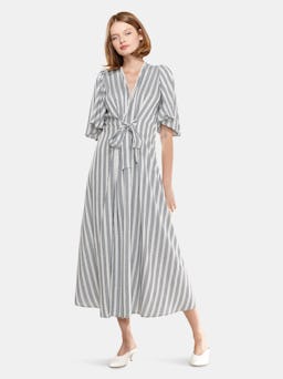 Women's Lace Trim Tie Front Midi Dress in Ditsy Gingham: additional image