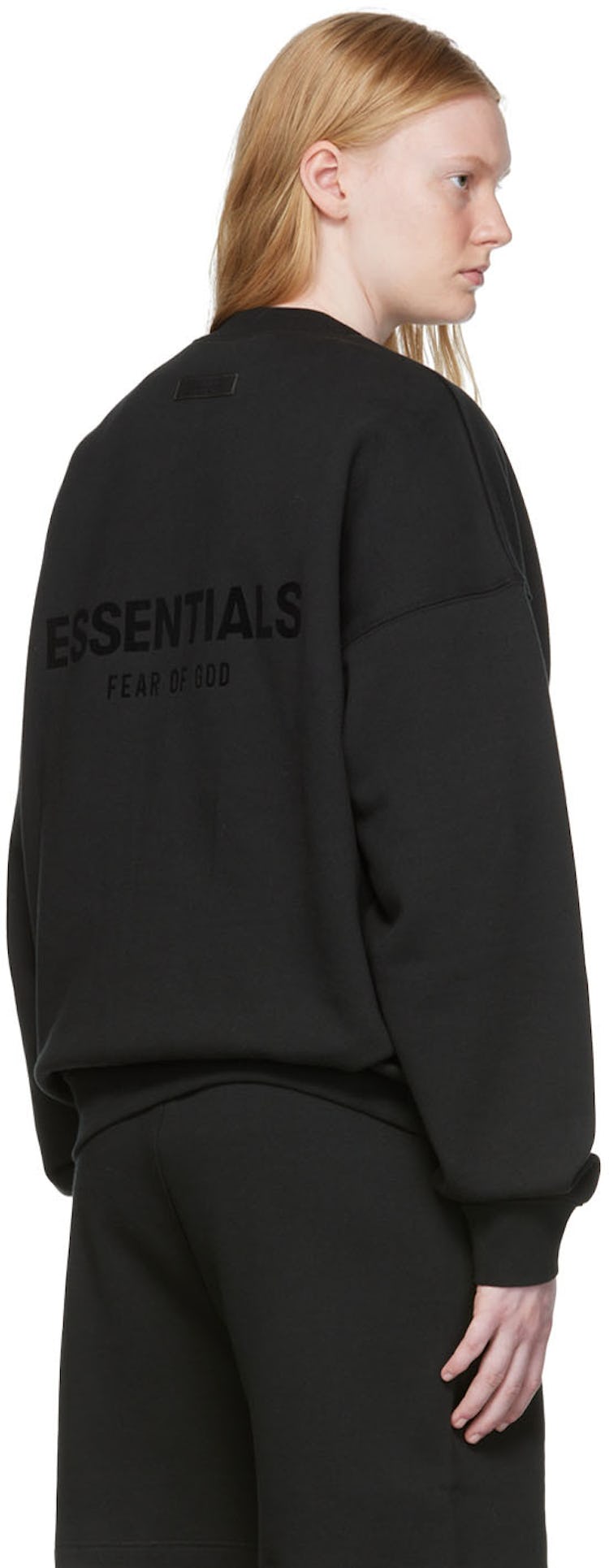 Black Crewneck Sweatshirt: additional image