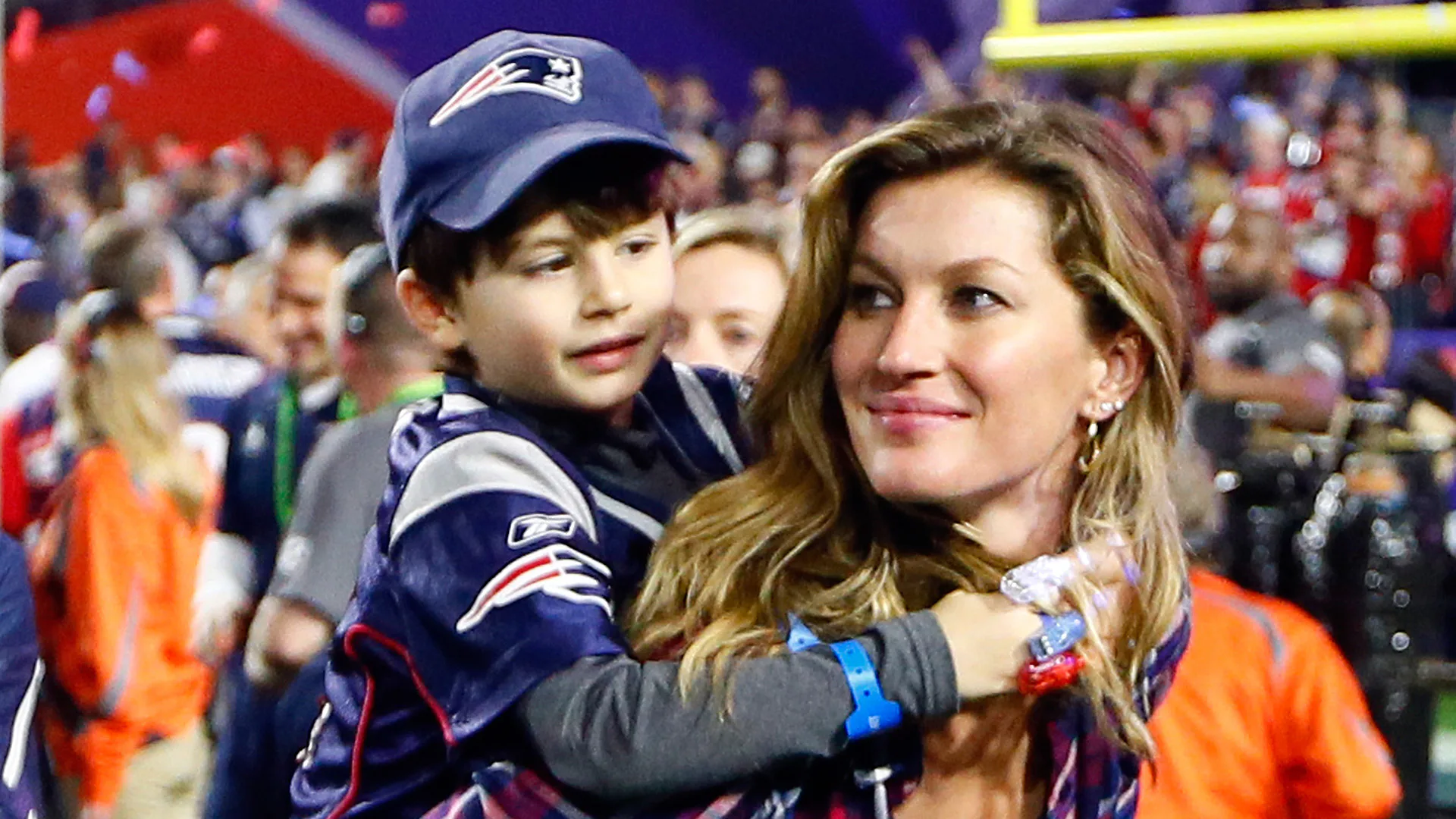 A Comprehensive Timeline of Gisele Bündchen and The New England Patriots