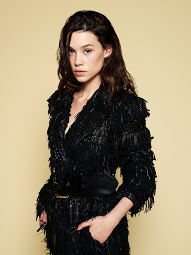 Astrid-Berges-Frisbey-I-Origins-1542x2055.jpg