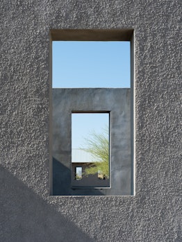 Robert Irwin, artwork exterior, The Chinati Foundation. ©2016 Philipp Scholz Rittermann.jpg