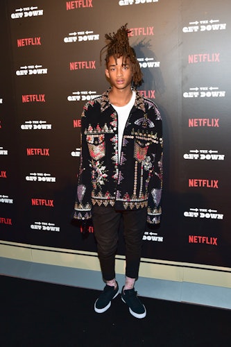 Jaden Smith Walks Met Gala 2017 Red Carpet With Fistful of His Own