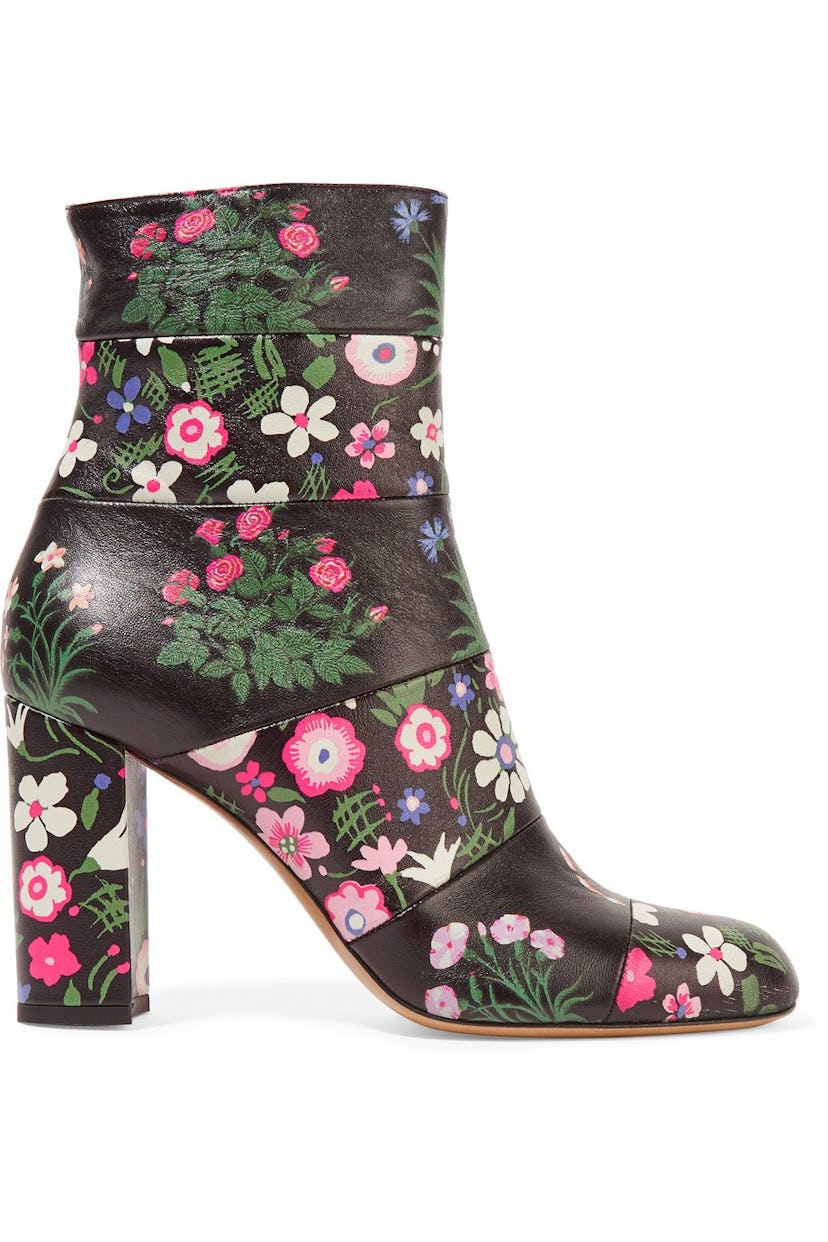 10 - 814259 Valentino.jpg