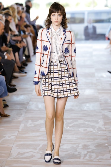 The Eternal Allure Of Chanel's Tweed Jacket, In 31 Catwalk Moments