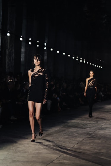 Anthony Vaccarello Takes a Defiant First Bow at Saint Laurent, Brings ...
