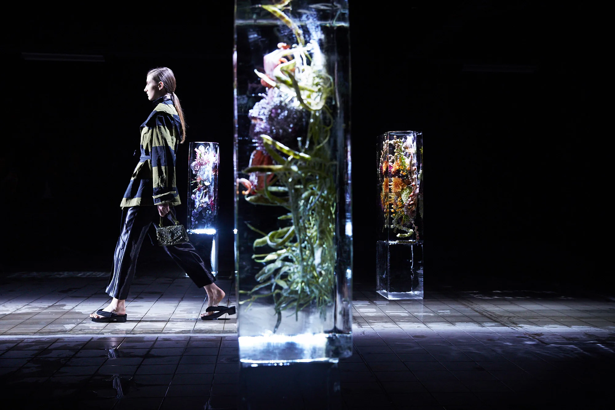 【最終値下げ！美品】dries van notenシースルートップス✳︎菊刺繍 Dries Van Noten's Spring 2017 Show Melts Away — Quite Literally