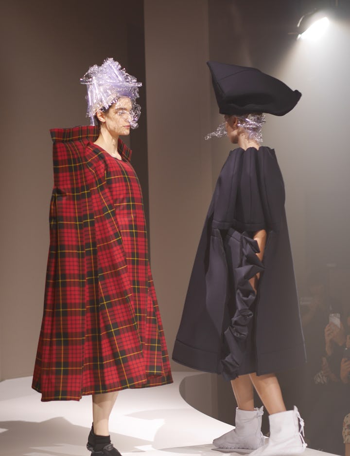 Comme Des Garçons Spring 2017 Was a Study in Geometry