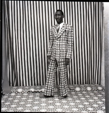 A moi seul, 1978 (c) Malick Sidibé. Courtesy Galerie MAGNIN-A, Paris.jpg