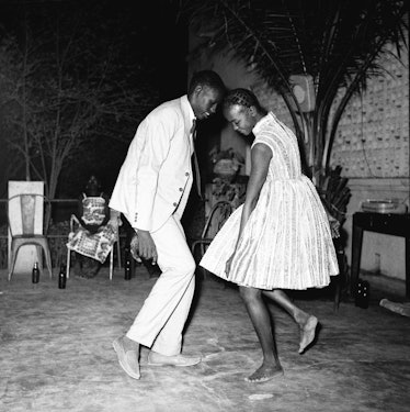 Nuit de Noël (Happy Club), 1963 (c) Malick Sidibé. Courtesy Galerie MAGNIN-A, Paris.jpg