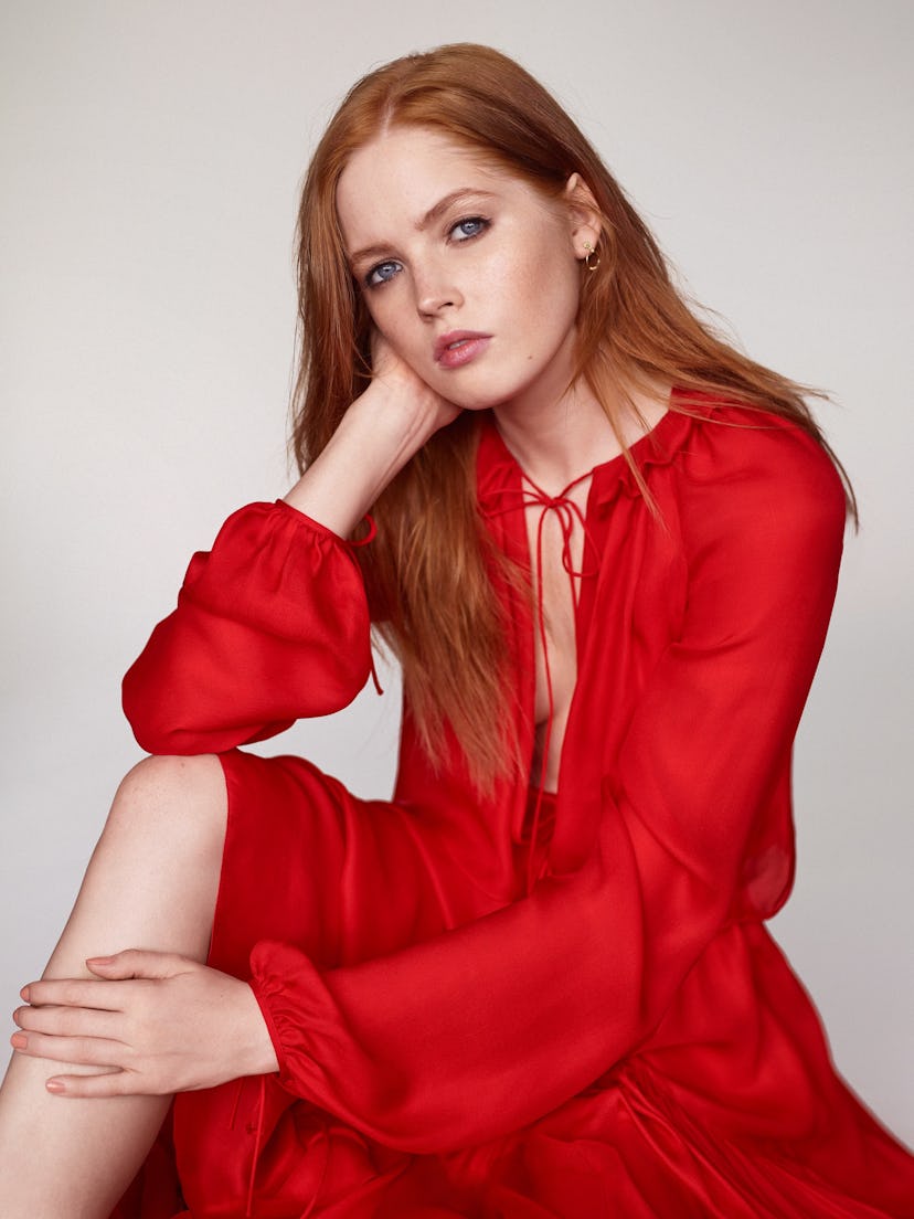 Ellie Bamber - Who opener - December 2016