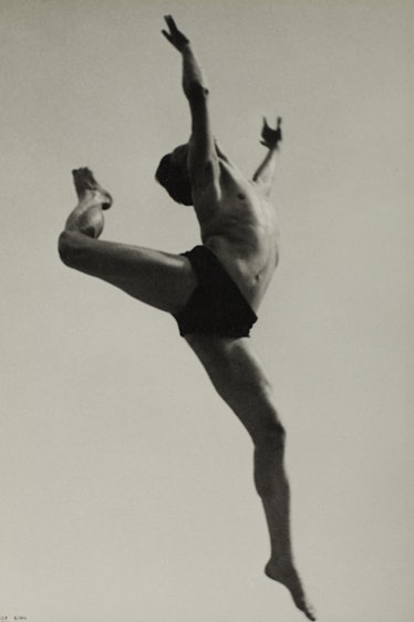 “Dancer, Willem van Loon, Paris,” photo taken by Ilse Bing