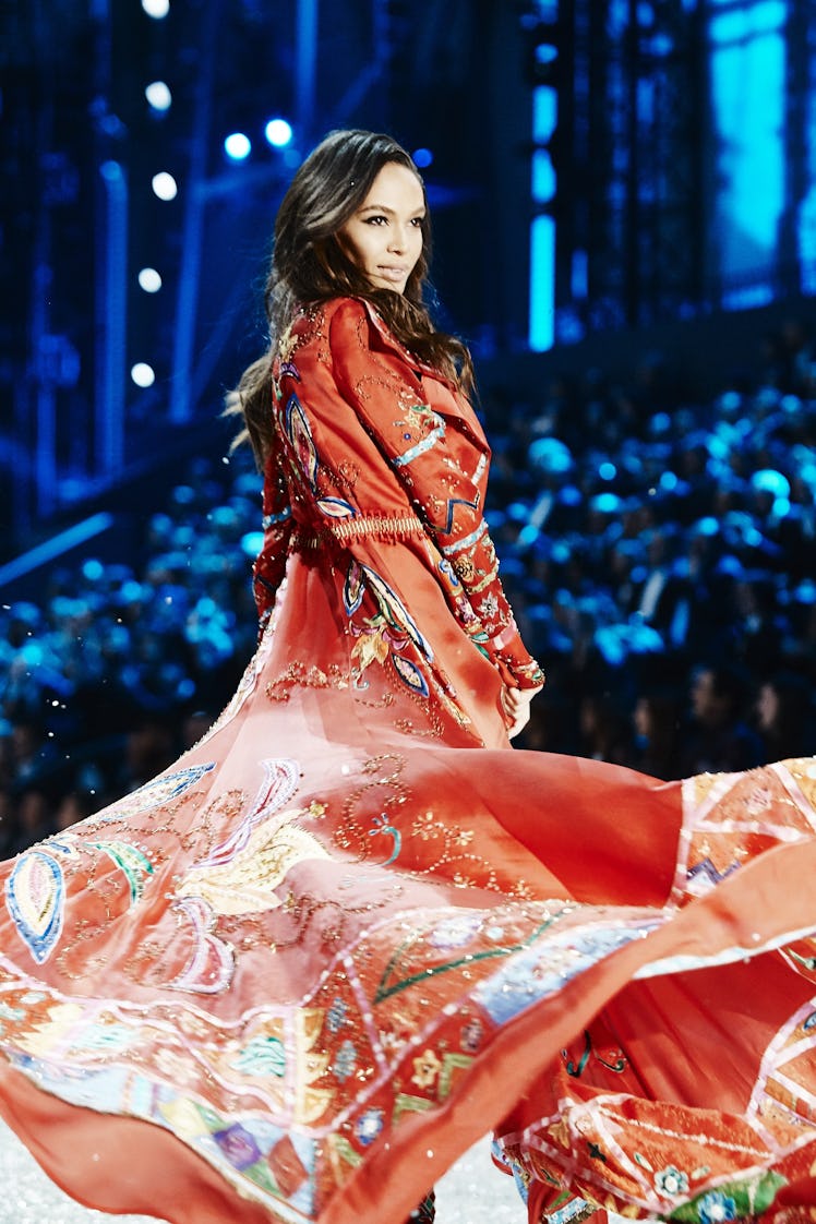 Joan Smalls in an orange kimono at the 2016 Victoria’s Secret Fashion Show