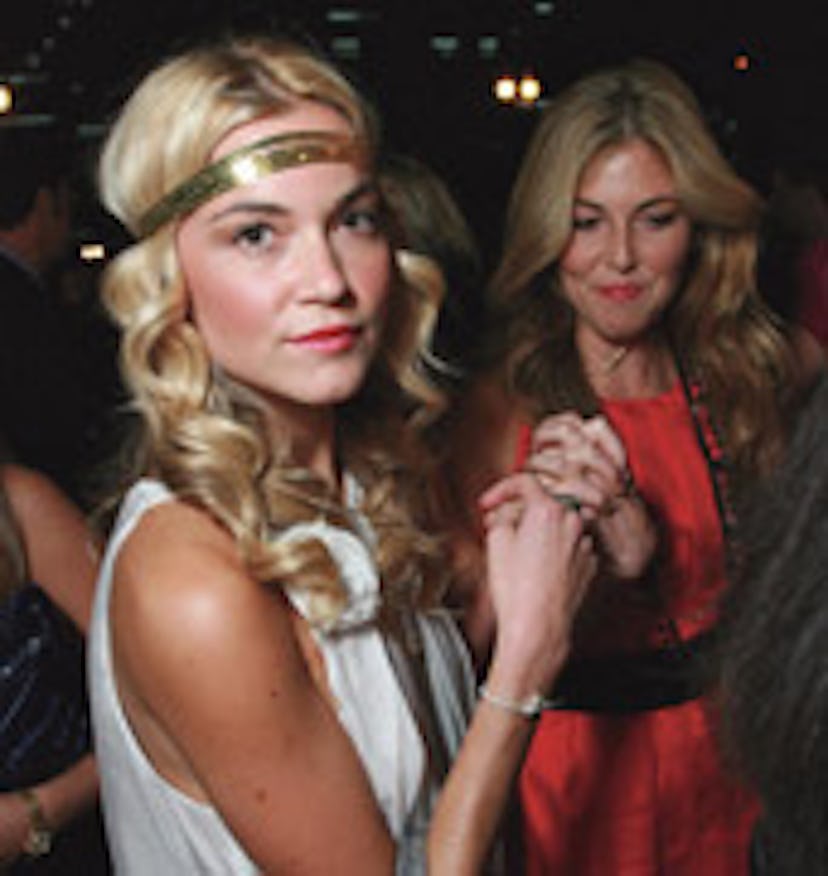cess_la_party_01_search.jpg