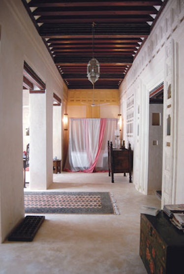 trss_lamu_09_v.jpg