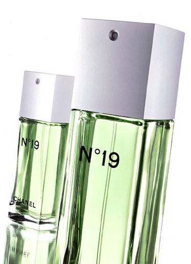 bess-favorite-fragrances-05-v.jpg