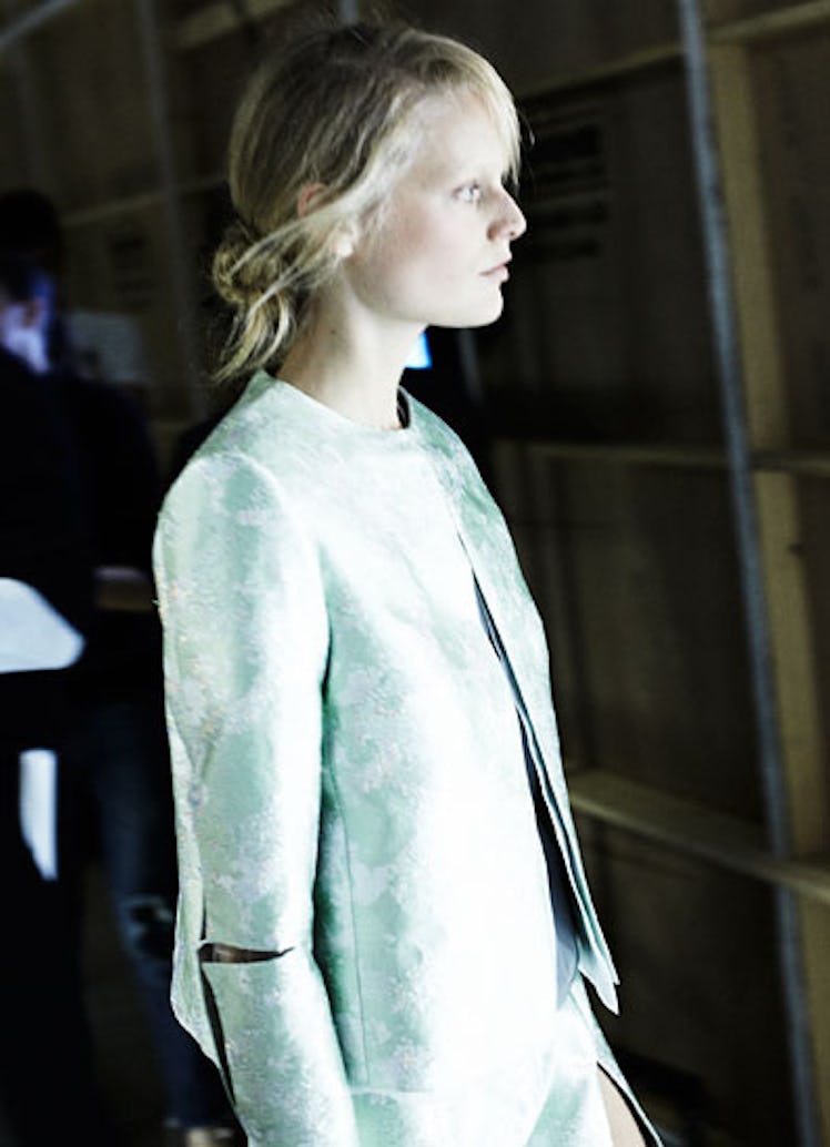 fass-christopher-kane-spring-2012-08-v.jpg