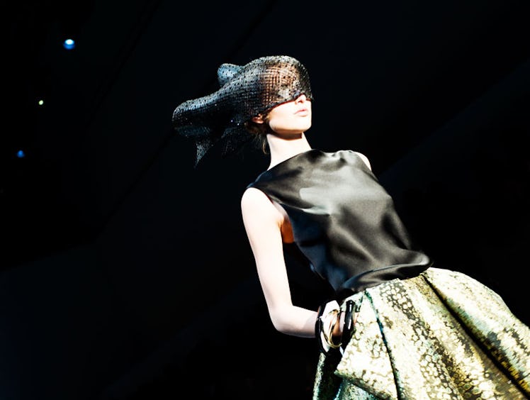 fass-armani-spring-2012-couture-10-l.jpg