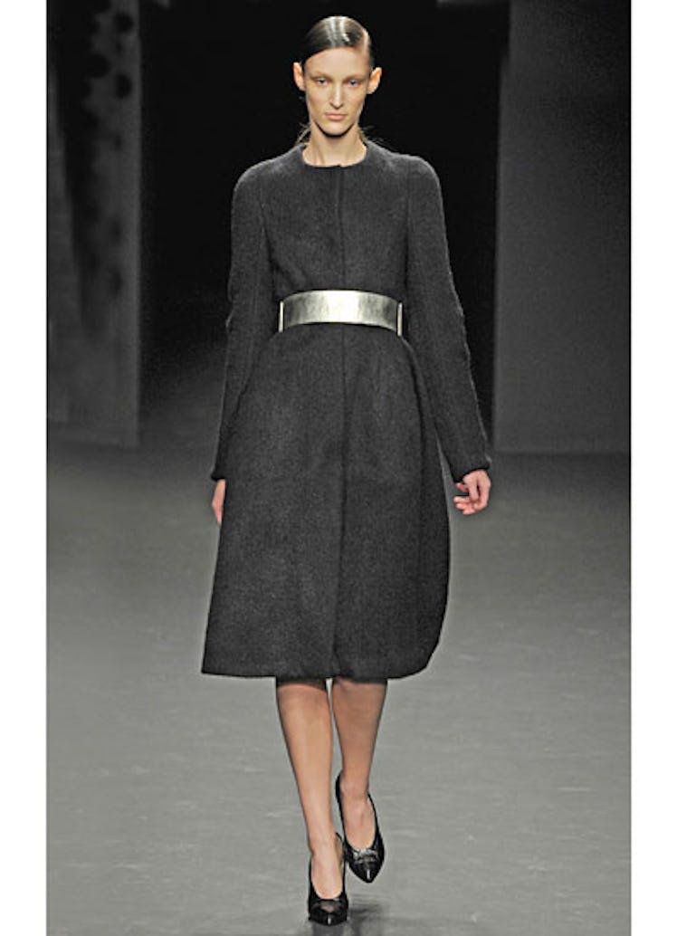 fass-calvin-klein-fall-2012-runway-01-v.jpg