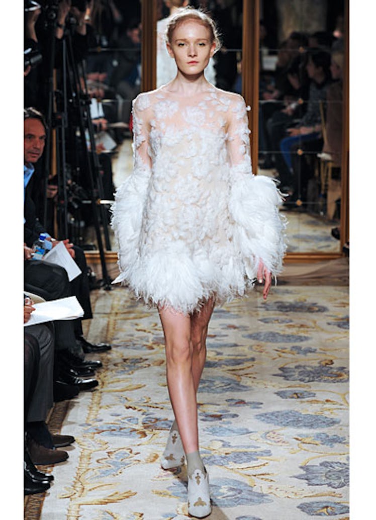 fass-marchesa-fall-2012-runway-24-v.jpg