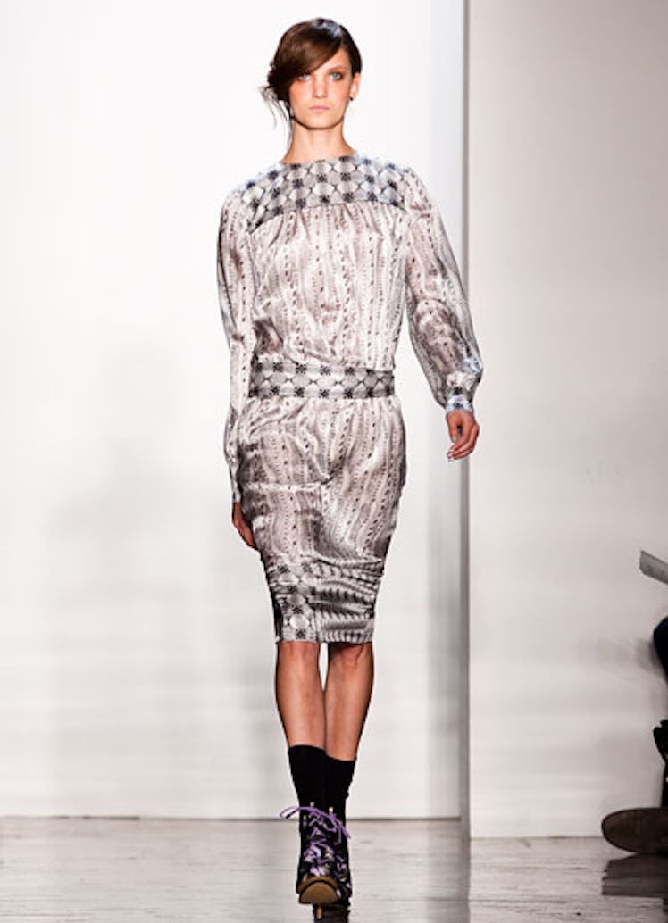 fass-suno-fall-2012-runway-19-v.jpg