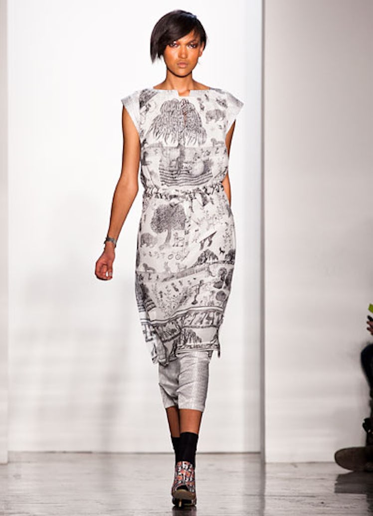 fass-suno-fall-2012-runway-23-v.jpg