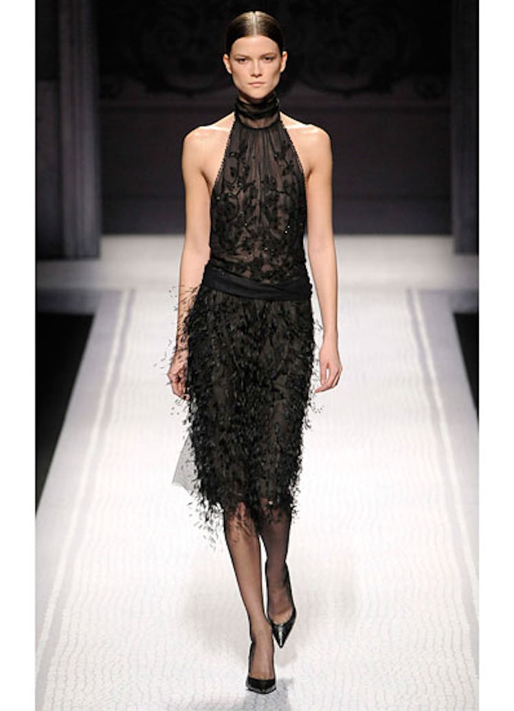 fass-alberta-ferretti-fall-2012-runway-01-v.jpg