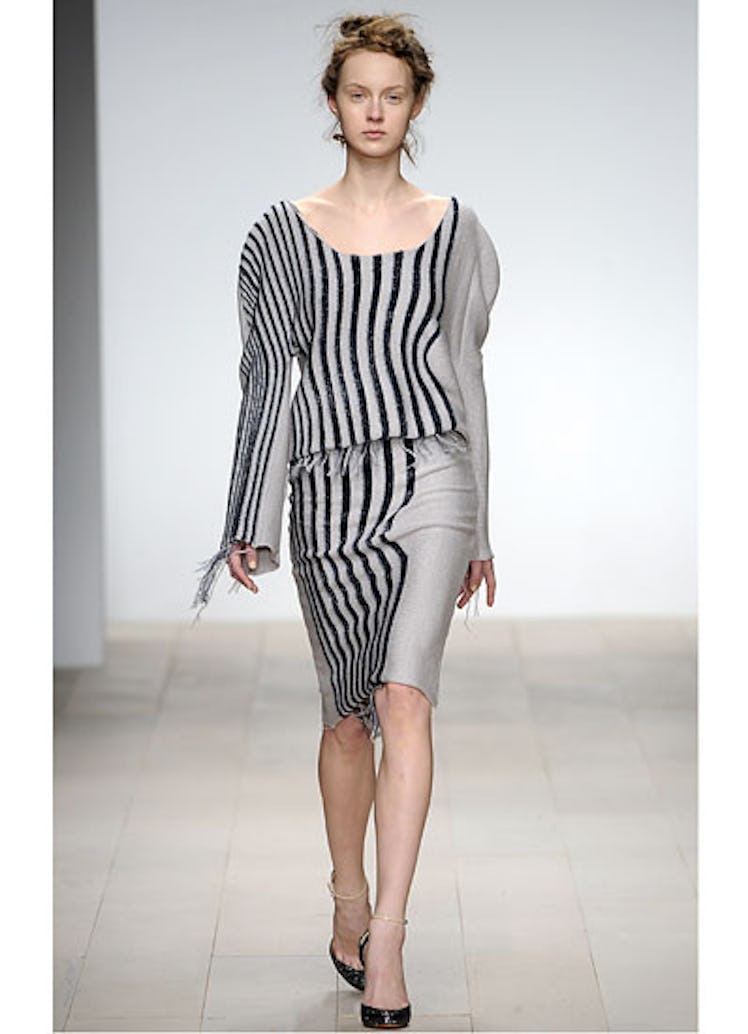 fass-mark-fast-fall-2012-runway-23-v.jpg