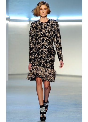 fass-rodarte-fall-2012-runway-01-v.jpg