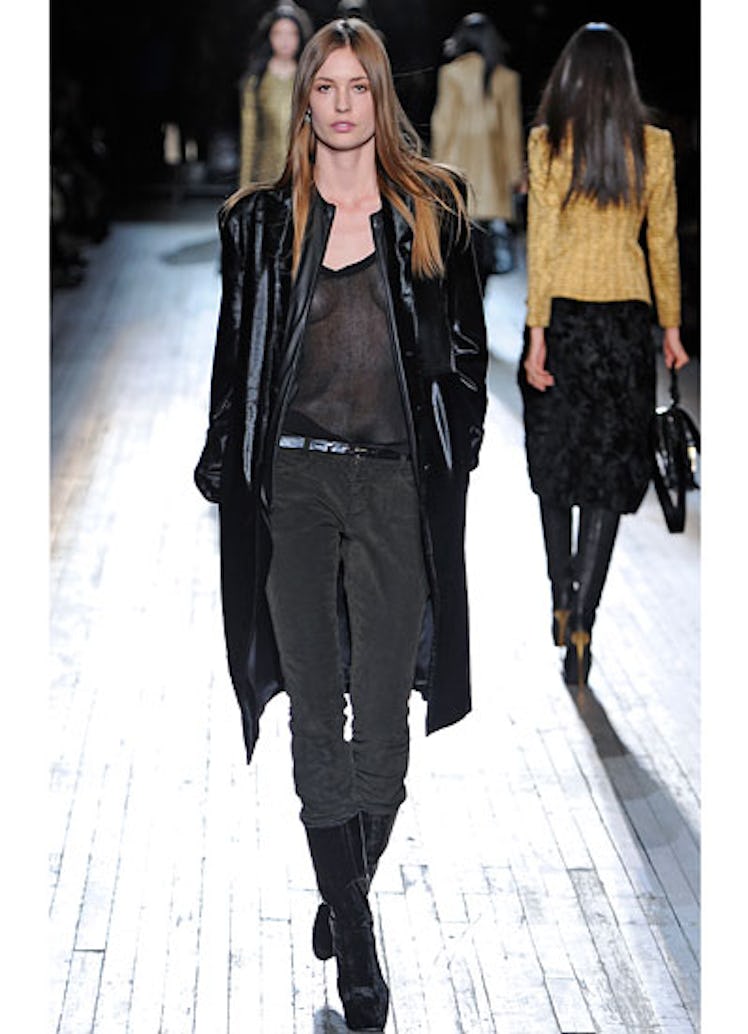 fass-theysken-theory-fall-2012-runway-32-v.jpg