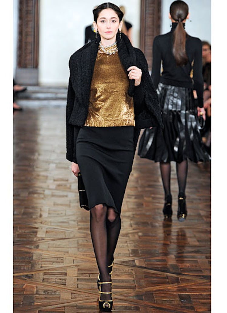 fass-ralph-lauren-fall-2012-runway-33-v.jpg