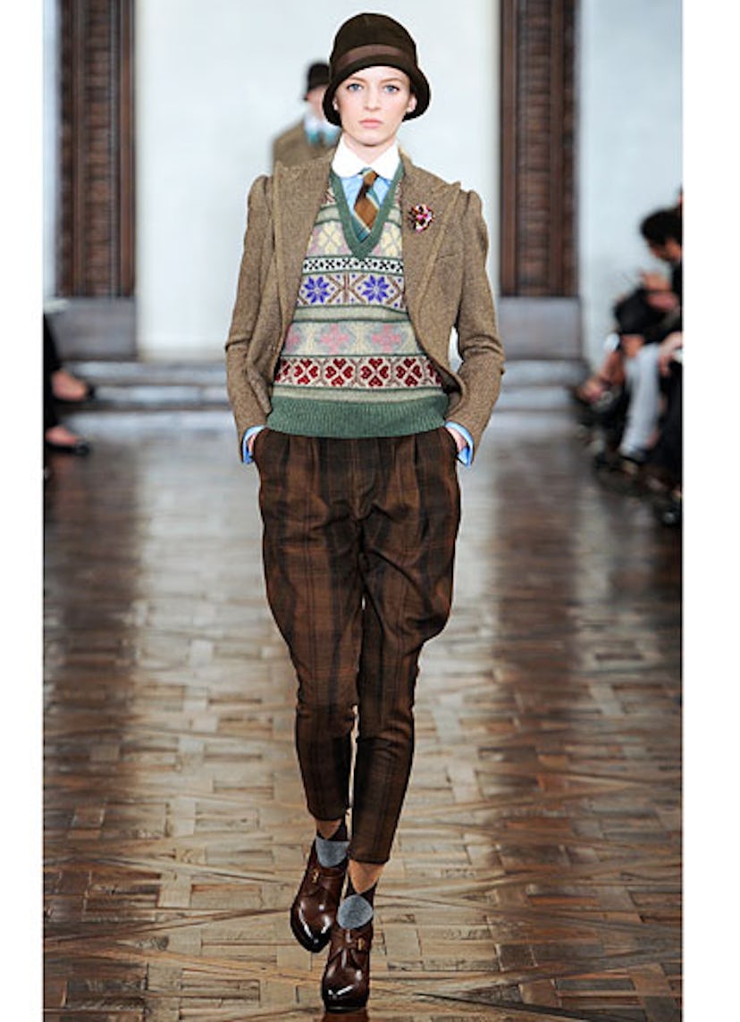 fass-ralph-lauren-fall-2012-runway-01-v.jpg