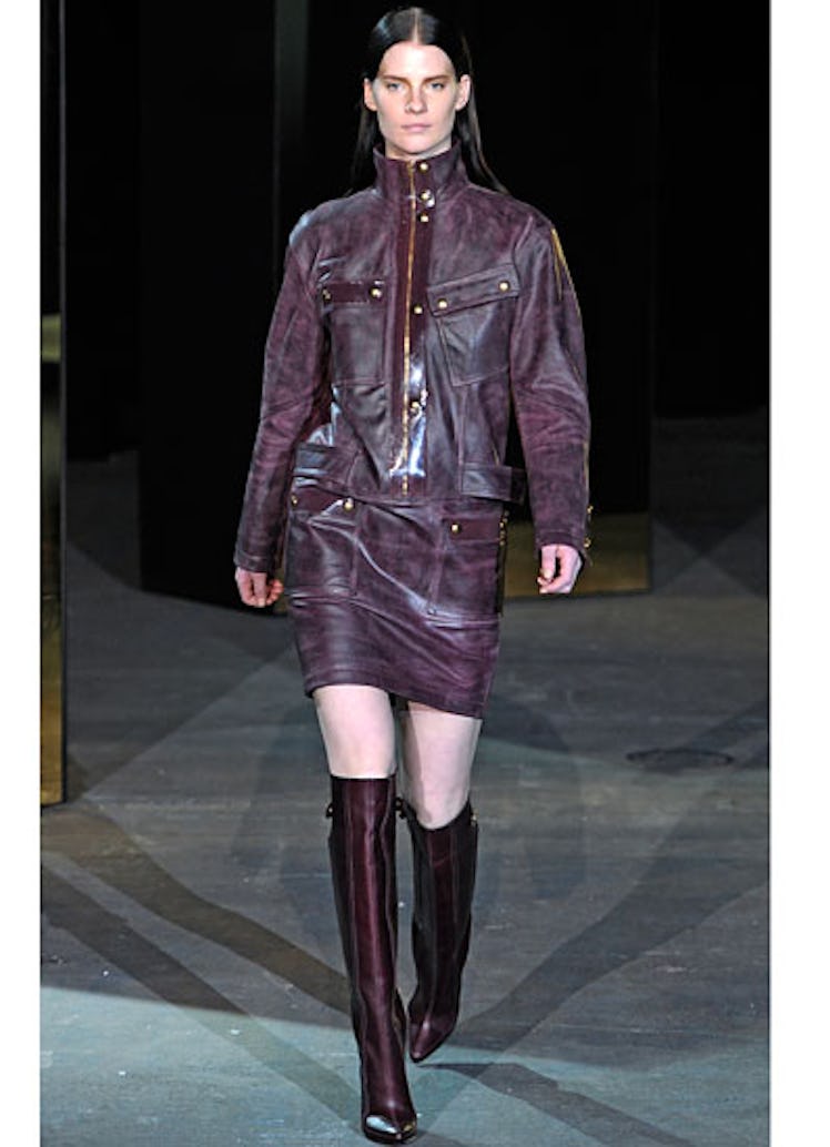 fass-alexander-wang-fall-2012-runway-09-v.jpg