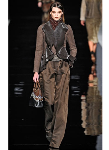 fass-etro-fall-2012-runway-08-v.jpg