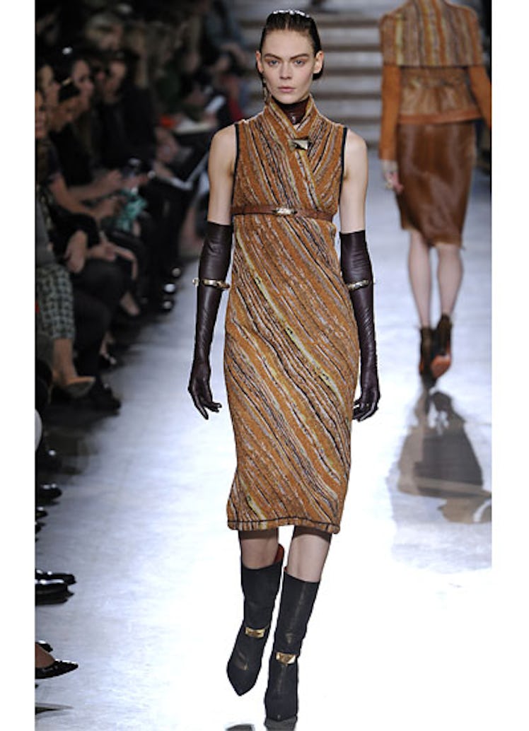 fass-missoni-fall-2012-runway-07-v.jpg