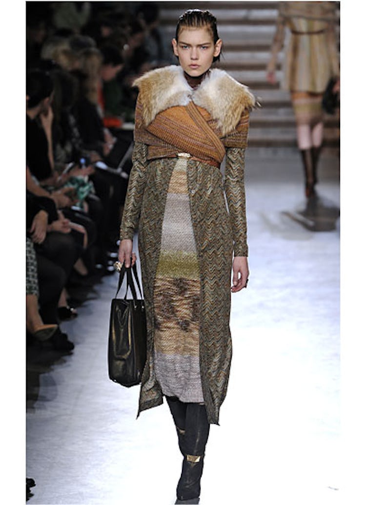 fass-missoni-fall-2012-runway-10-v.jpg